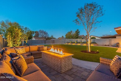 88-web-or-mls-Posada-Twilight HD-15