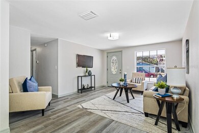 3723 Ambermist Dr, Tampa, FL 33619 - photo 5