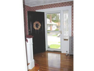 Entry. FRONT FOYER ENTRANCE VIEW