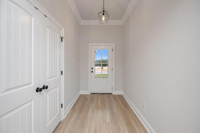 2-web-or-mls-2712-louis-cir