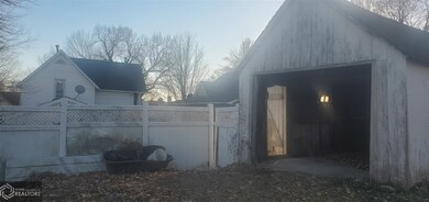 315 Park St, Coon Rapids, IA 50058 - photo 4