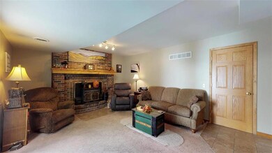 312 Bittersweet Ln, Lansing, KS 66043 - photo 4