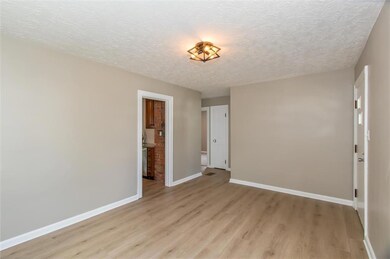 114 N 4th Ave, Beech Grove, IN 46107 - photo 7