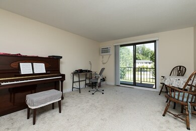 147 Sylvan St unit 23B, Danvers, MA 01923 - photo 4
