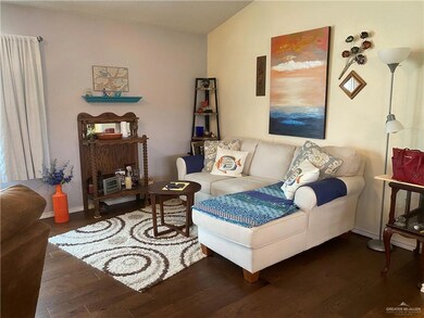 840 Santa Anna Dr, Alamo, TX 78516 - photo 3