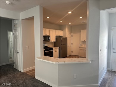 2330 Garnet Star St, Henderson, NV 89044 - photo 4