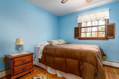 4 Danbury Rd, Nashua, NH 03064 - photo 2