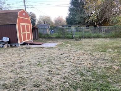 210 Tahiti Dr, Weslaco, TX 78596 - photo 6