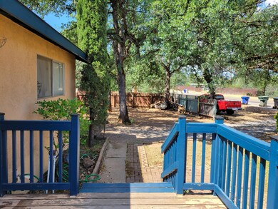 3551 Oasis front deck