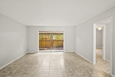 1710 Indiana St unit 2, Houston, TX 77006 - photo 4