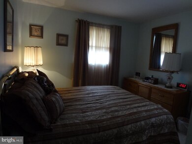 2406 Plantation Dr, Glendora, NJ 08029 - photo 5