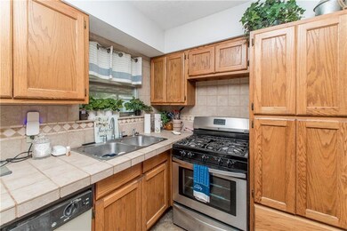 1906 S Dogwood Dr, Bogalusa, LA 70427 - photo 5