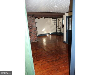 136 S Warren St, Orwigsburg, PA 17961 - photo 7