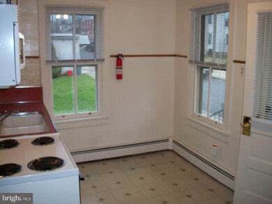 729 Glasgow St unit 1FLN, Pottstown, PA 19464 - photo 6