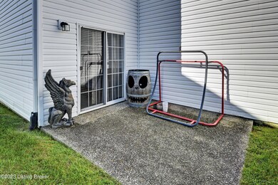 6715 Arbor Creek Dr unit 20, Louisville, KY 40228 - photo 3