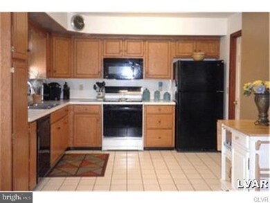 2764 Tamlynn Ln, Easton, PA 18045 - photo 7