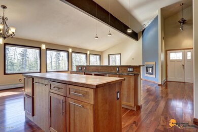 Island prep space . . .