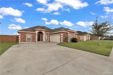 907 S Flag St, Pharr, TX 78577 - photo 2