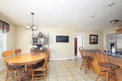 416 Bellaire Dr, Harrodsburg, KY 40330 - photo 6