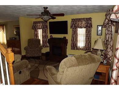 184 Tara Ln, Woonsocket, RI 02895 - photo 6