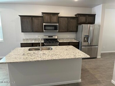 256 Hunstanton St, El Paso, TX 79928 - photo 6