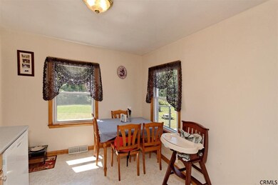 8 Weise Rd, Schenectady, NY 12302 - photo 5