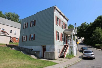 11 Elm St, Troy, NY 12180 - photo 2