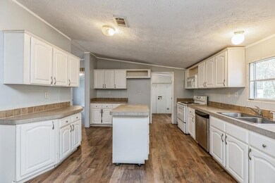 05_62217RiverLoopDr_2006_FlexMLS800x600_