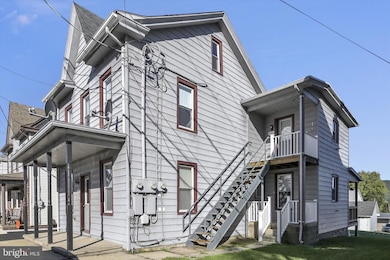 600 E Main St, Hegins, PA 17938 - photo 2