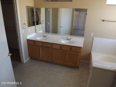 9328 W Monroe St, Peoria, AZ 85345 - photo 6