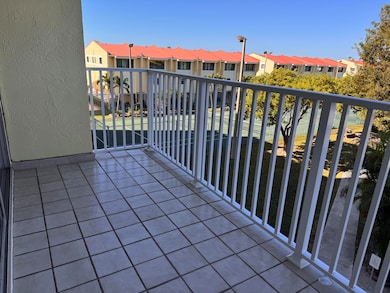 88540 Overseas Hwy unit 203, Tavernier, FL 33070 - photo 5