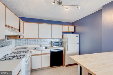 Radnor House unit 211, Bryn Mawr, PA 19010 - photo 7