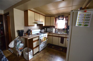 5 Gough Ave, West Warwick, RI 02893 - photo 6