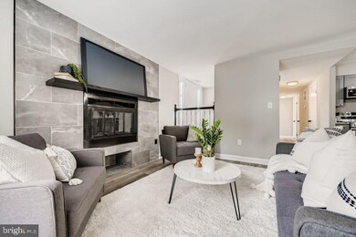 431 S Sharp St, Baltimore, MD 21201 - photo 2