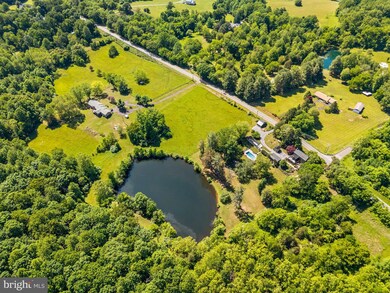 574 Viewtown Rd, Amissville, VA 20106 - photo 6