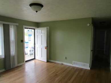 737 Curdsville Rd, Harrodsburg, KY 40330 - photo 3