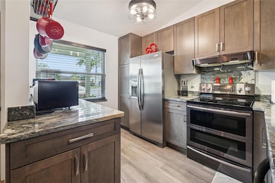 10820 43rd St N unit 902, Clearwater, FL 33762 - photo 5