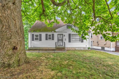 5596 Lafayette Ave, Maple Heights, OH 44137 - photo 2