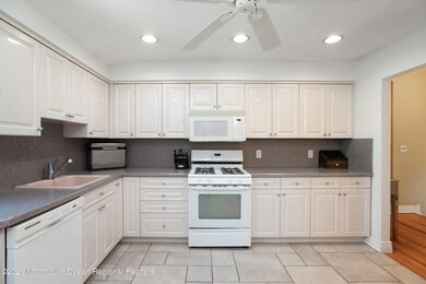 2002 Holbrook St, Oakhurst, NJ 07755 - photo 7