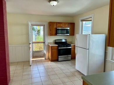 120 Walnut St unit 2, Somerville, MA 02145 - photo 4
