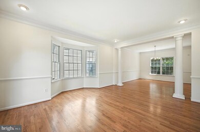 10861 Hunter Gate Way, Reston, VA 20194 - photo 5