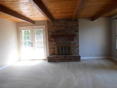 2340 Kona Cir, Medford, OR 97504 - photo 5