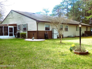 3B Elmwood Ct unit 52, Whiting, NJ 08759 - photo 6