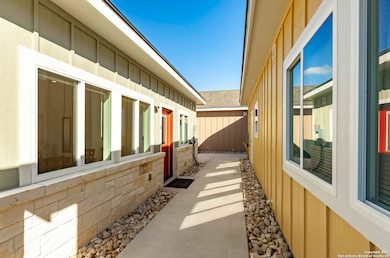 705 Fifth St unit B, Comfort, TX 78013 - photo 3