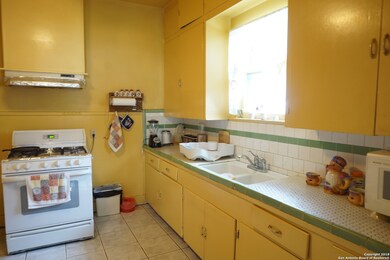 102 Kendall St, San Antonio, TX 78212 - photo 6