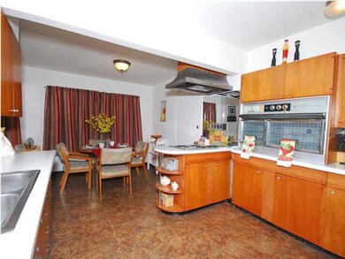 Spacious Kitchen