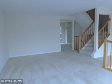 13899 Laura Ratcliff Ct, Centreville, VA 20121 - photo 6