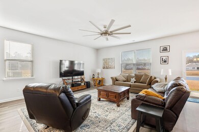 5000PaddyFieldWay-KeenEyeMarketing-14