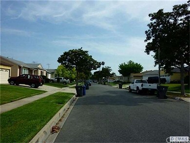 4833 Pimenta Ave, Lakewood, CA 90712 - photo 4