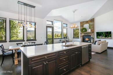 003-019-Kitchen
